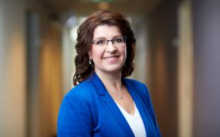 Aanstelling Vivienne de Vogel als bijzonder hoogleraar Forensische Zorg Universiteit Maastricht