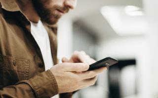 Anonieme hulplijn Huiselijk Geweld stopt